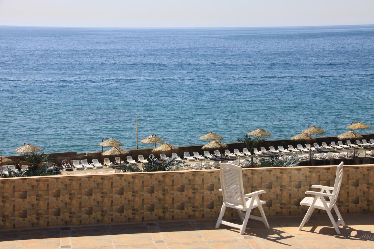 Lamedina Hotel & Resort Jounieh Exterior photo