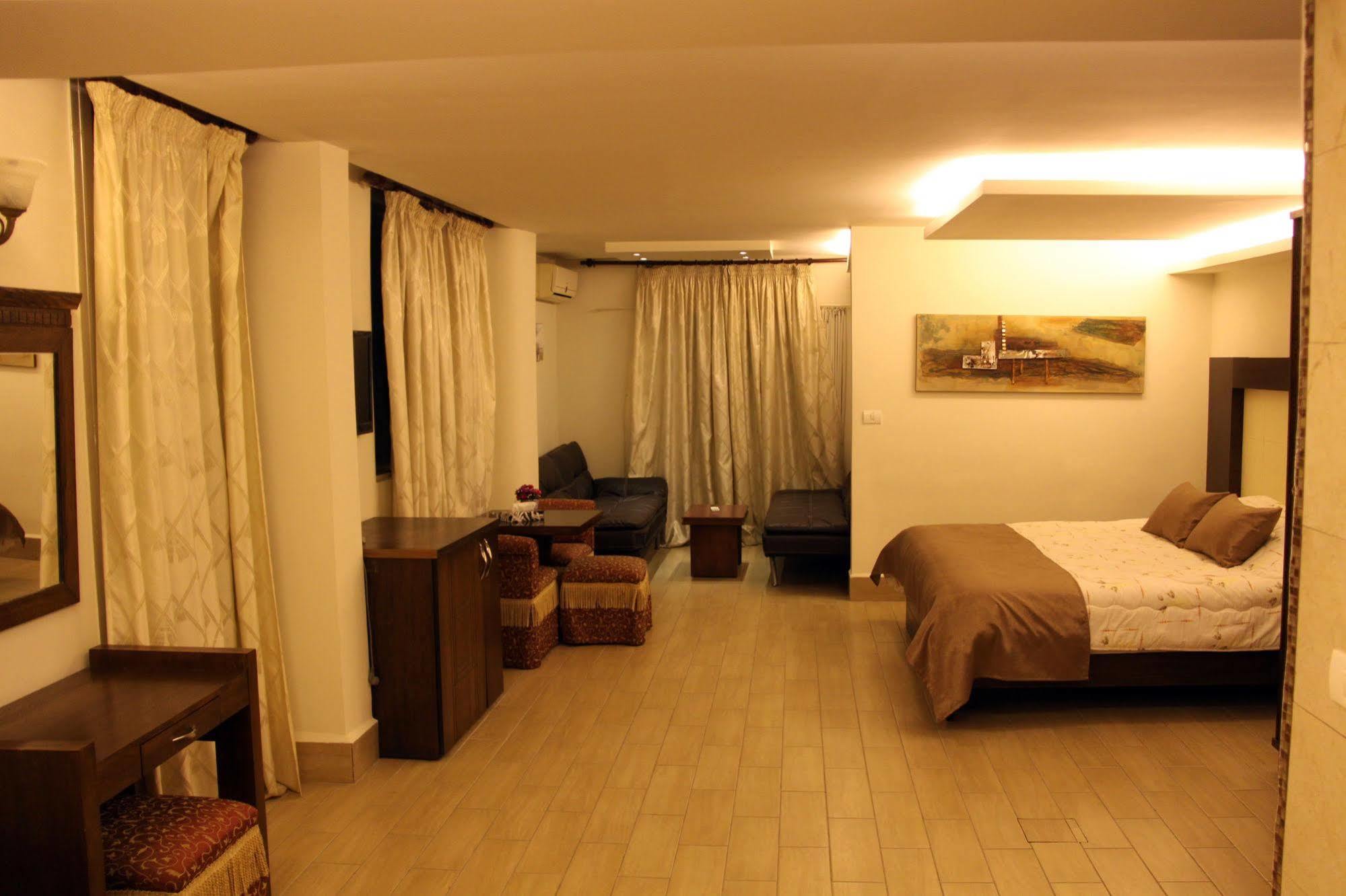 Lamedina Hotel & Resort Jounieh Exterior photo